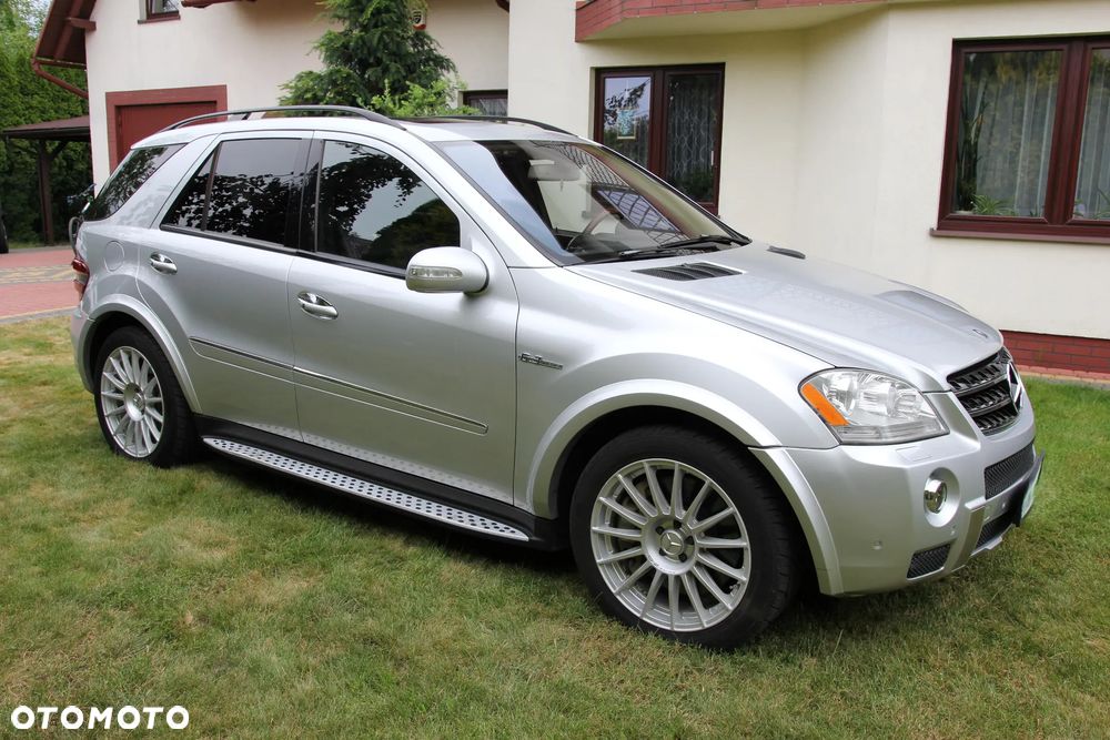 Mercedes-Benz ML 63 AMG 4-Matic - 3