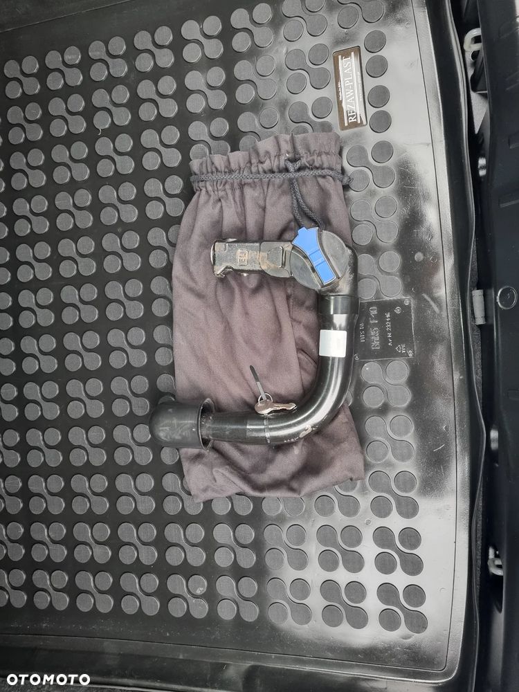 BMW Seria 5 520d - 38