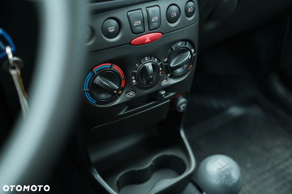 Fiat Punto 1.2 8V Active - 20