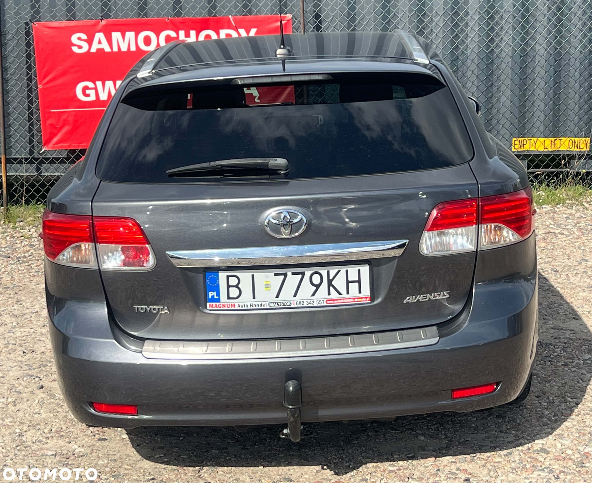 Toyota Avensis Combi 2.0 D-4D Executive - 34