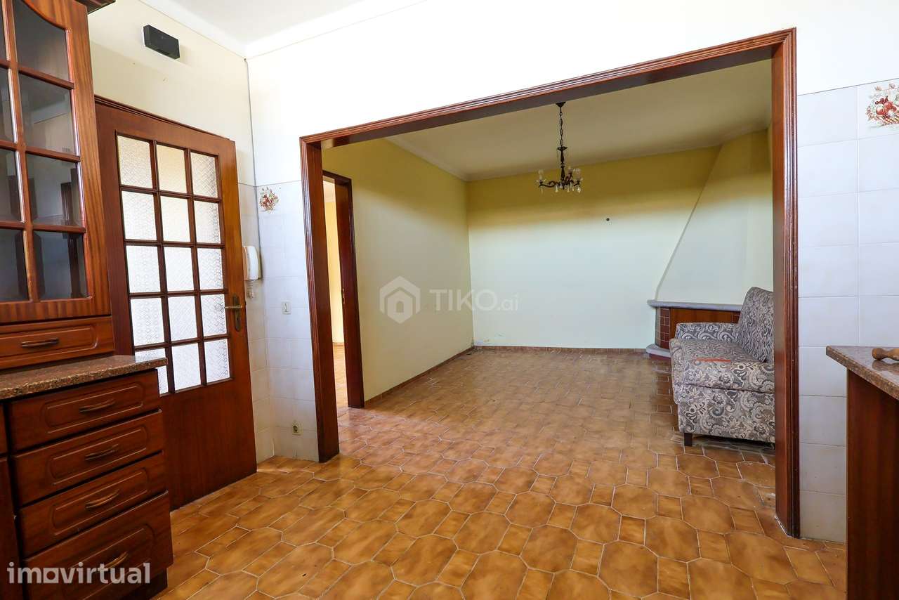 MORADIA T3 COM POTENCIAL PARA 2 HABITAÇÕES | CENTRO DE ALCANENA - Grande imagem: 4/42