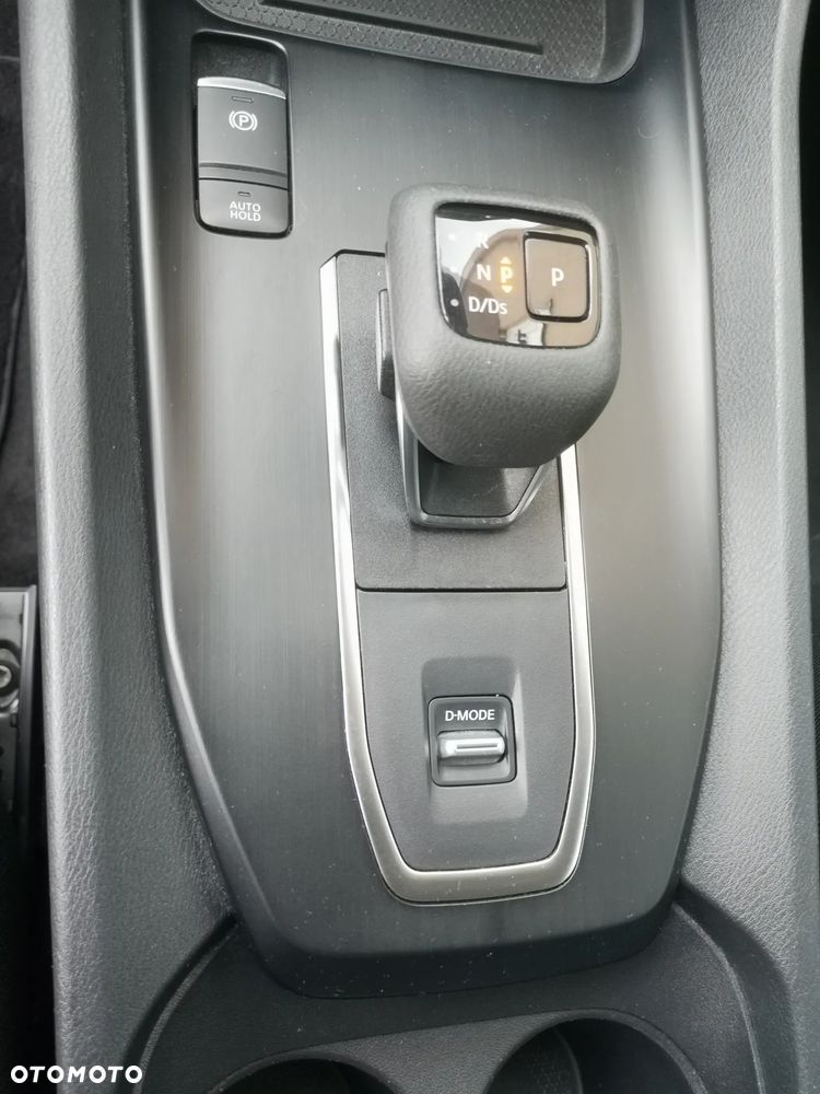 Nissan Qashqai 1.3 DIG-T N-Connecta DCT - 20