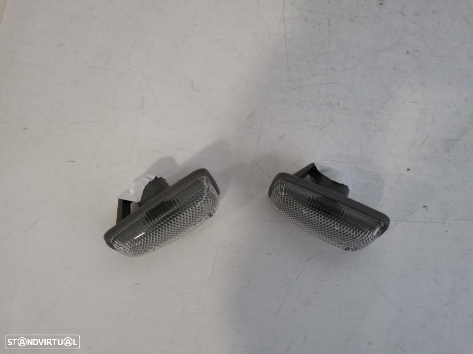 pisca piscas farolim guarda lamas citroen saxo / Peugeot 106 (novos) - 3