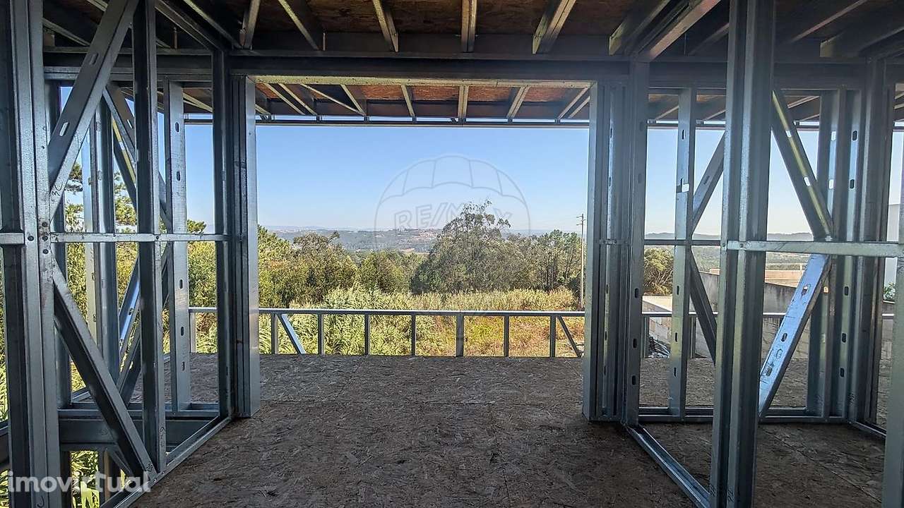 Moradia T4 para venda - Grande imagem: 3/32