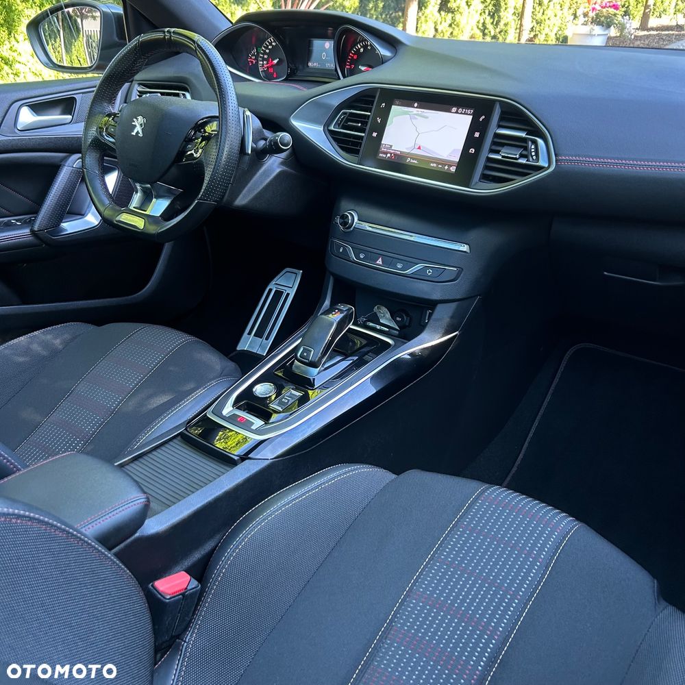 Peugeot 308 1.2 PureTech GPF GT Pack S&S EAT8 - 37