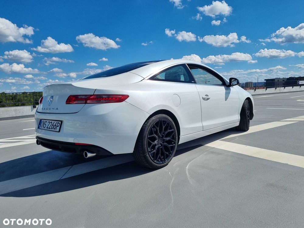 Renault Laguna - 1