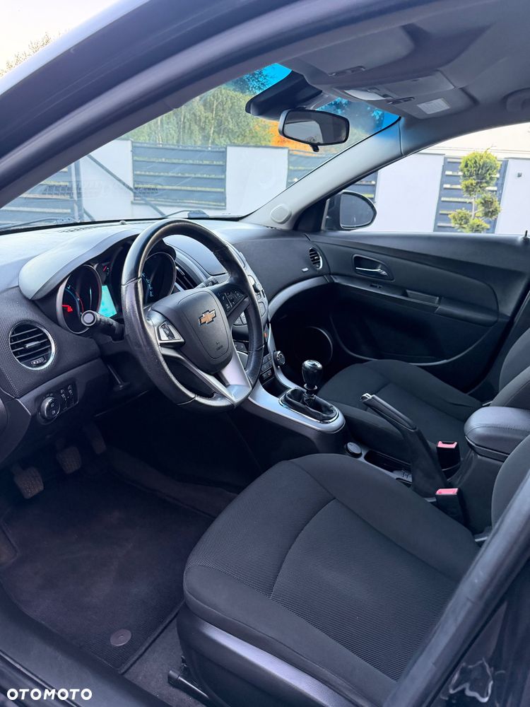 Chevrolet Cruze 1.7TD ECO LT - 11