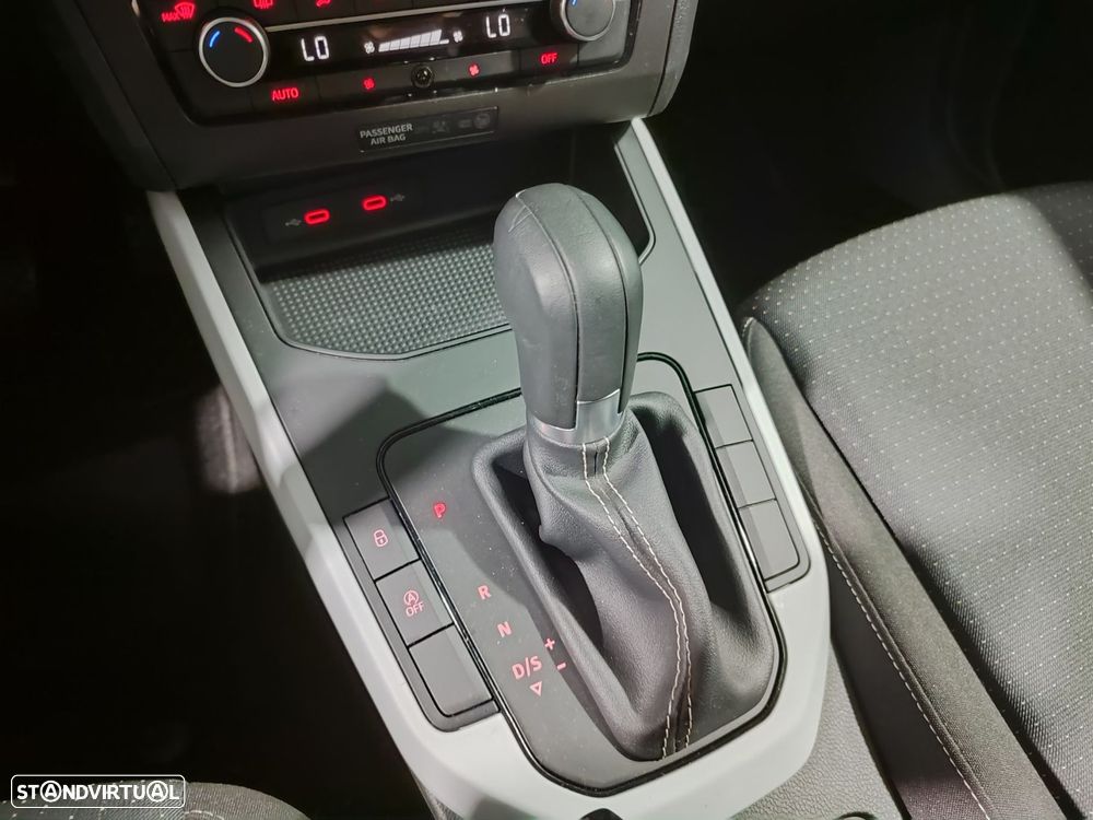 SEAT Arona 1.0 TSI Wave Plus DSG - 30