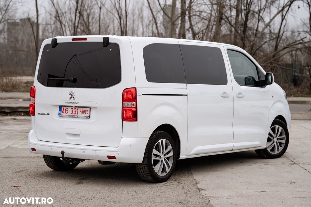 Peugeot Traveller - 12
