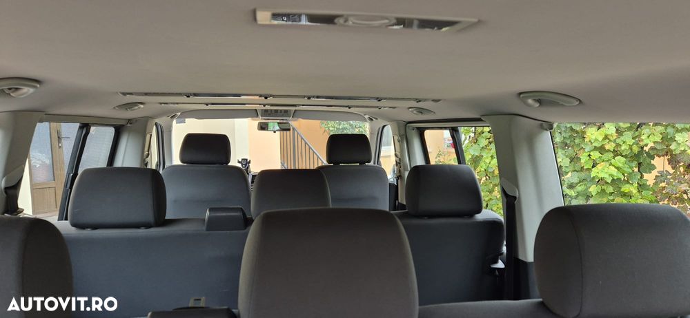 Volkswagen Caravelle - 19