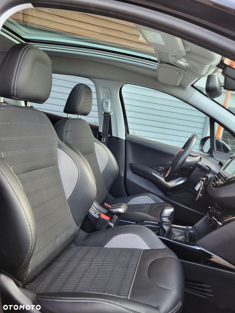 Peugeot 2008 BlueHDi 100 STOP & START Allure - 8