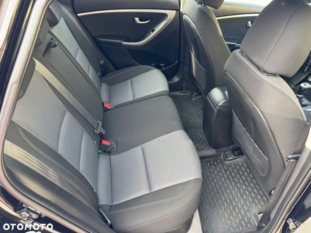 Hyundai i30 1.4 BlueDrive Run - 18