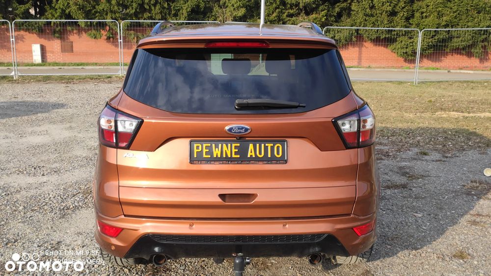 Ford Kuga 2.0 TDCi 4x4 ST-Line - 14