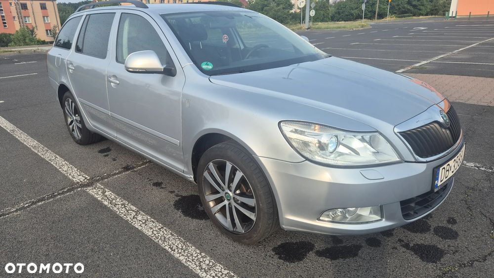 Skoda Octavia 1.6 TDI 4x4 Ambition - 2