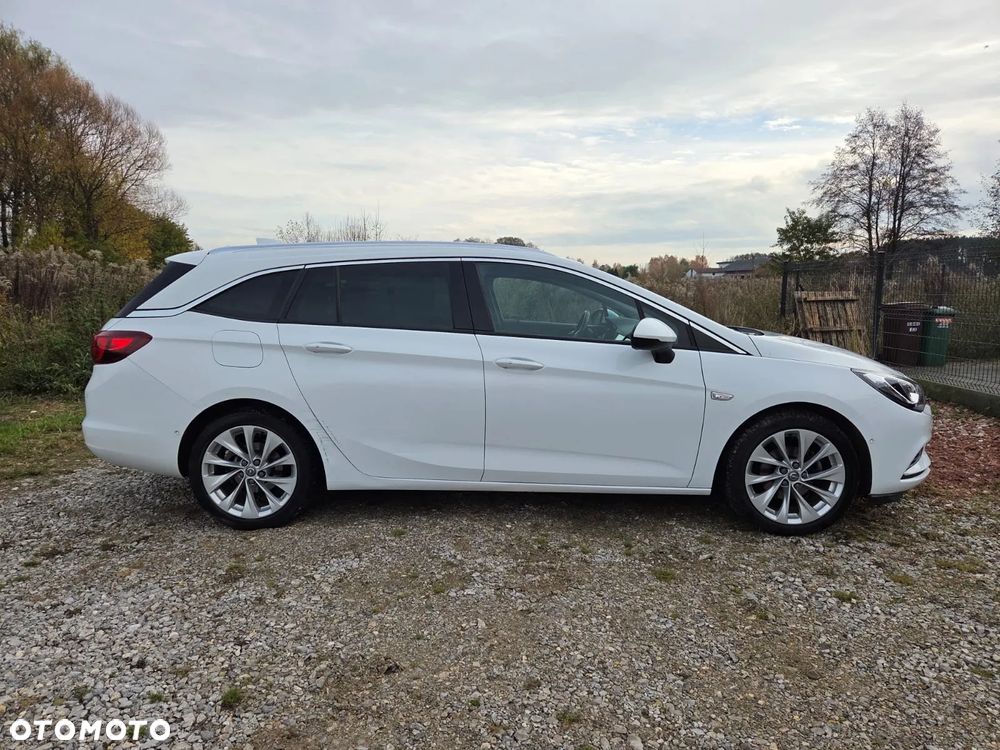 Opel Astra 1.6 D (CDTI) Sports Tourer Innovation - 3