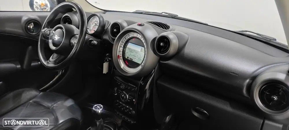 MINI Countryman One D - 24