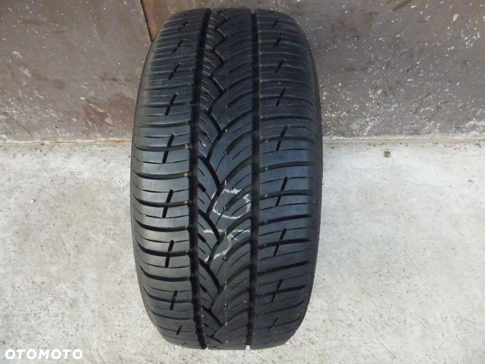 OPONA FUZION HRI 215/50 R17 8,5mm - 1