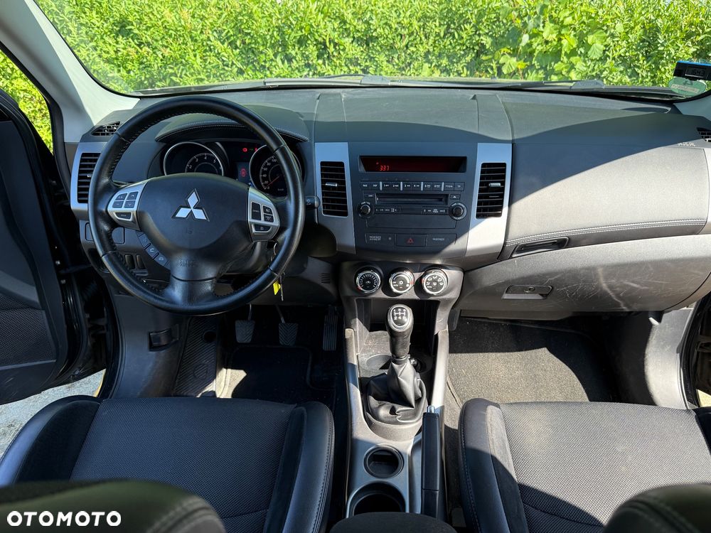 Mitsubishi Outlander 2.0 2WD - 15