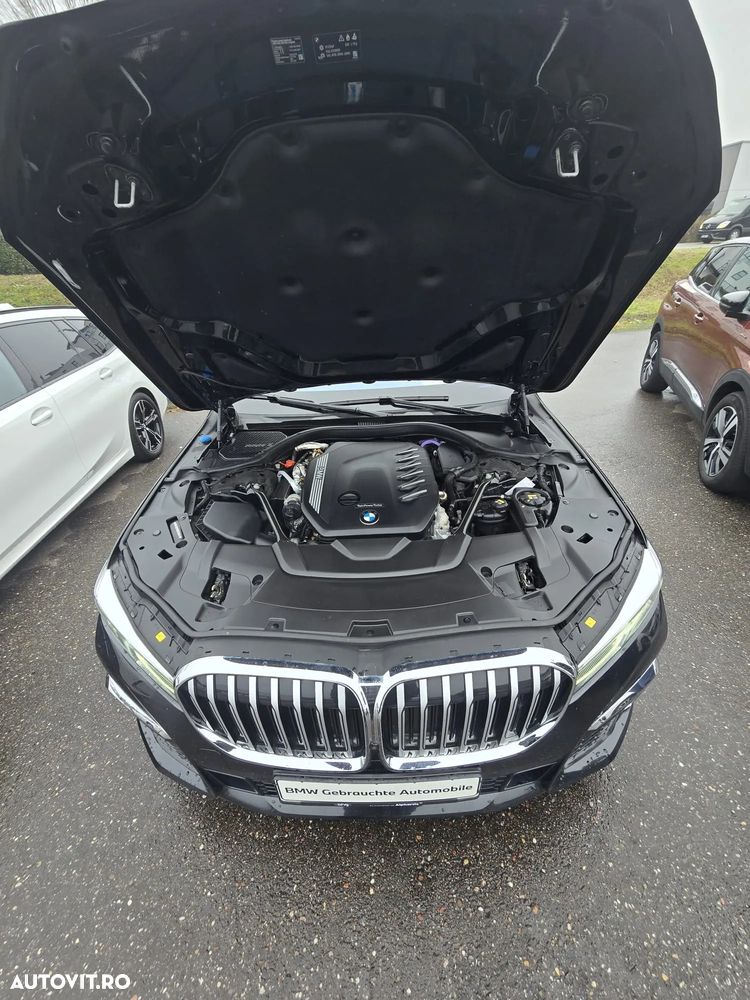 BMW Seria 7 Active L Edition Exclusive - 28