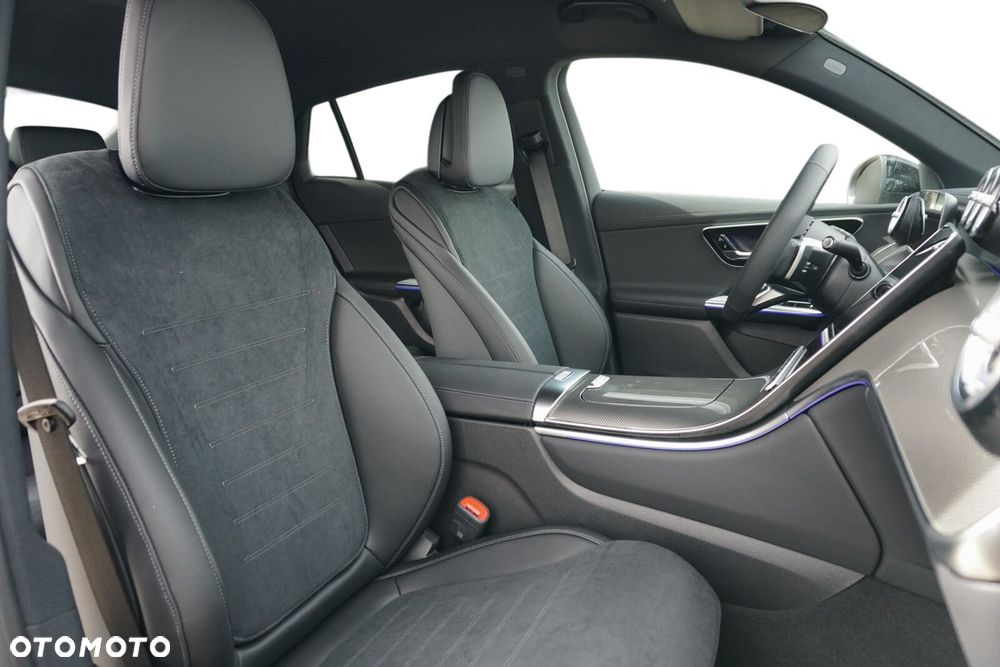 Mercedes-Benz GLC - 18