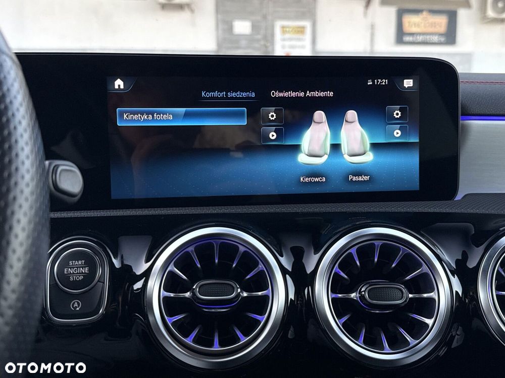 Mercedes-Benz CLA 250 4-Matic AMG Line 7G-DCT - 26