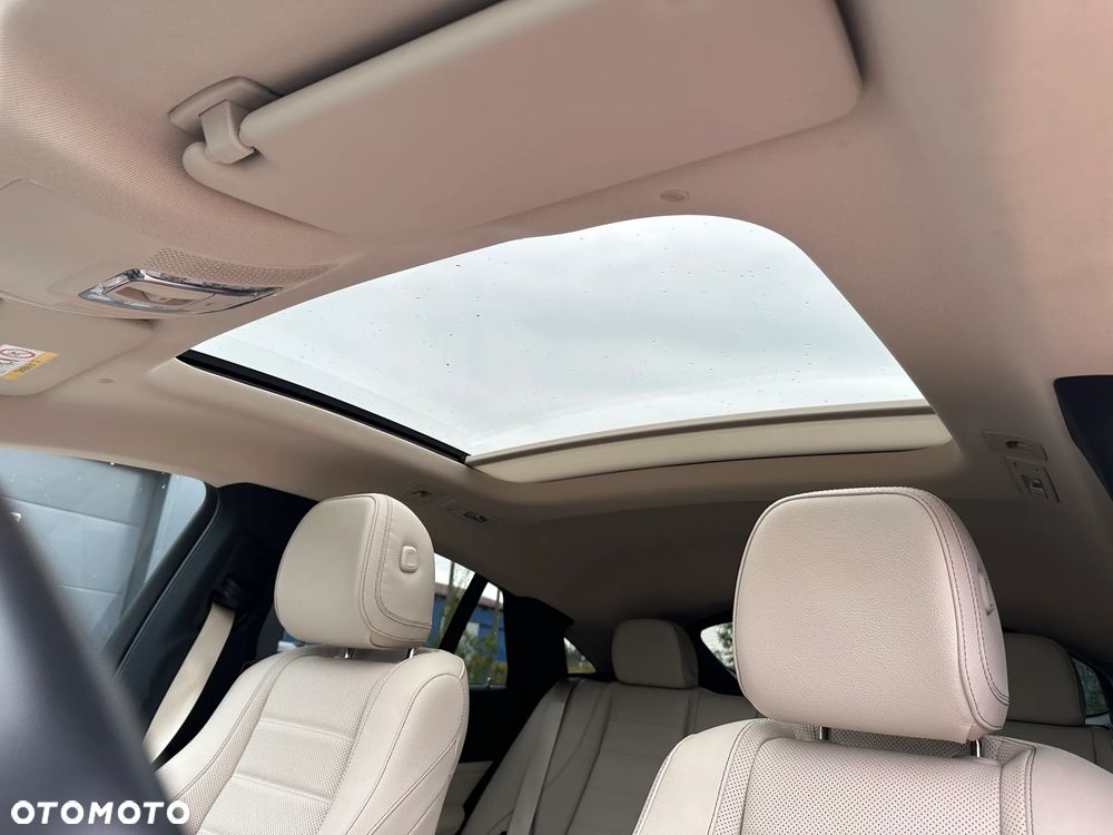 Mercedes-Benz GLE 300 d 4-Matic Premium - 30