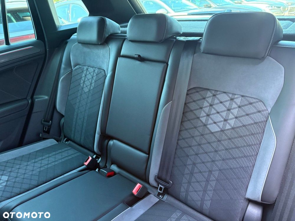 Volkswagen Tiguan - 14