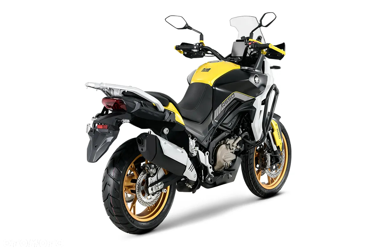 QJMOTOR SVT 650 - 7