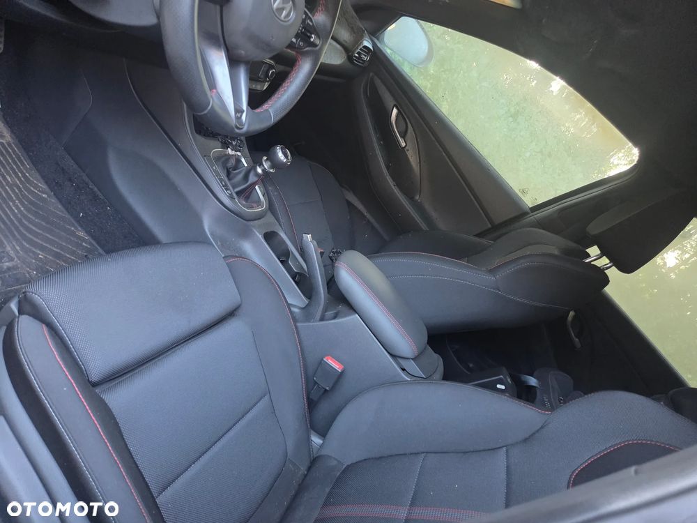 Hyundai i30 1.5 T-GDI 48V-Hybrid EDITION 30+ - 7