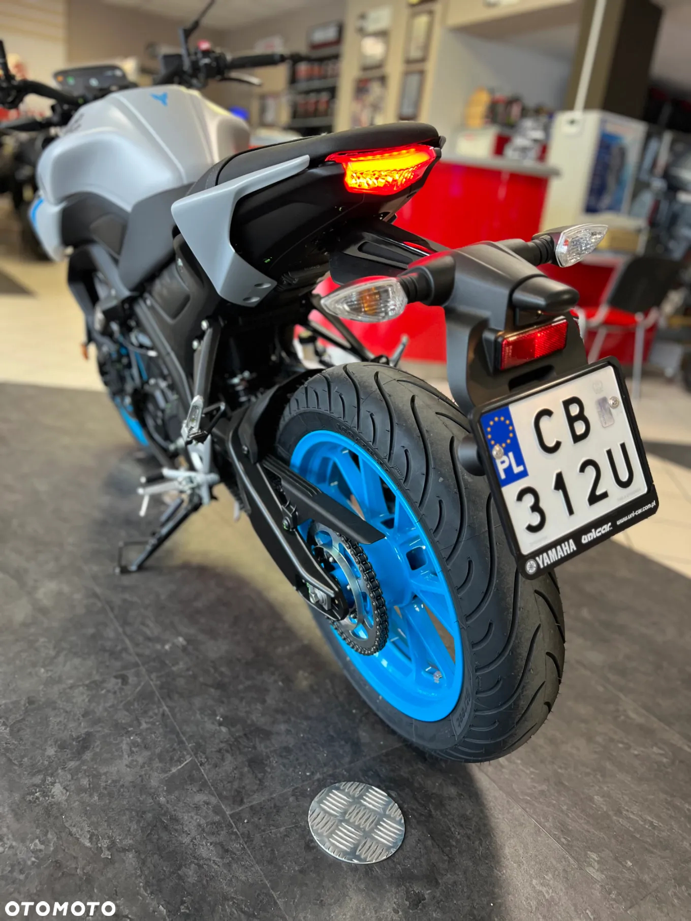 Yamaha MT - 33