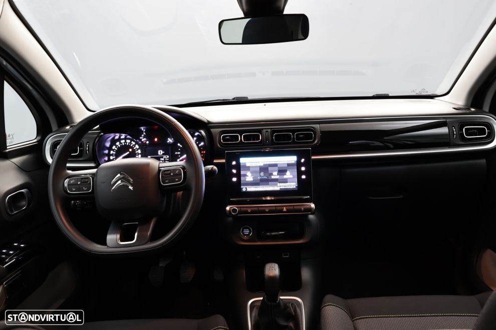 Citroën C3 1.2 PureTech Shine - 17