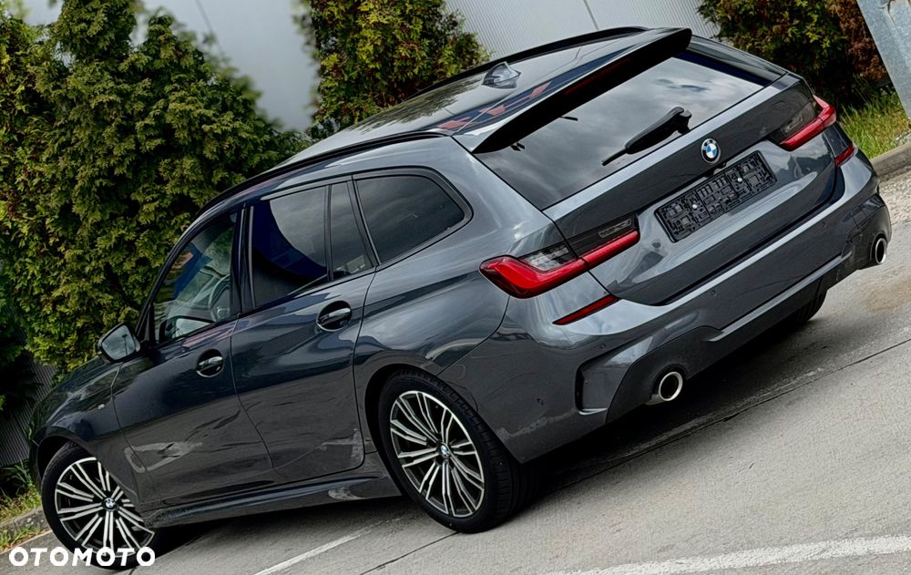 BMW Seria 3 320d mHEV M Sport - 16