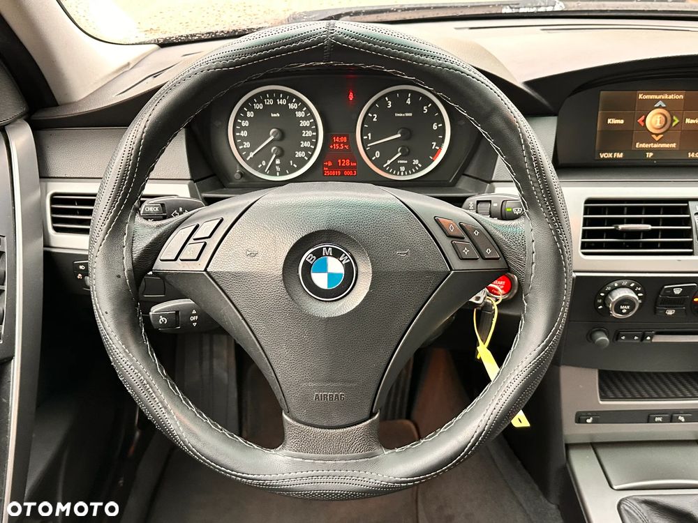 BMW Seria 5 - 17