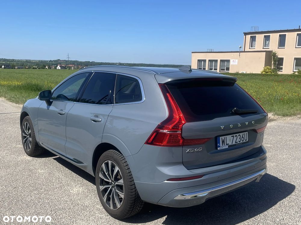 Volvo XC 60 B4 B Plus Bright - 3