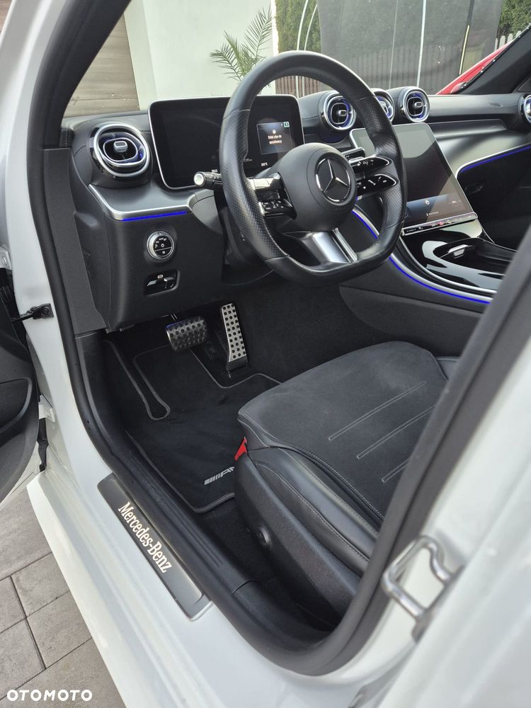 Mercedes-Benz Klasa C 220 d mHEV AMG - 11
