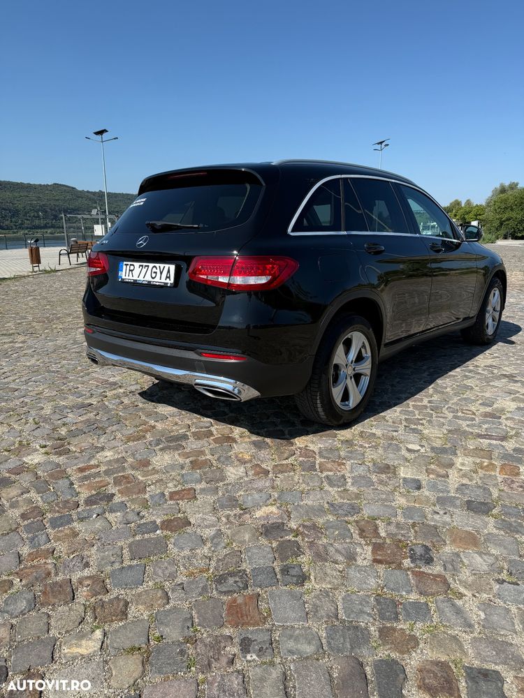 Mercedes-Benz GLC - 4