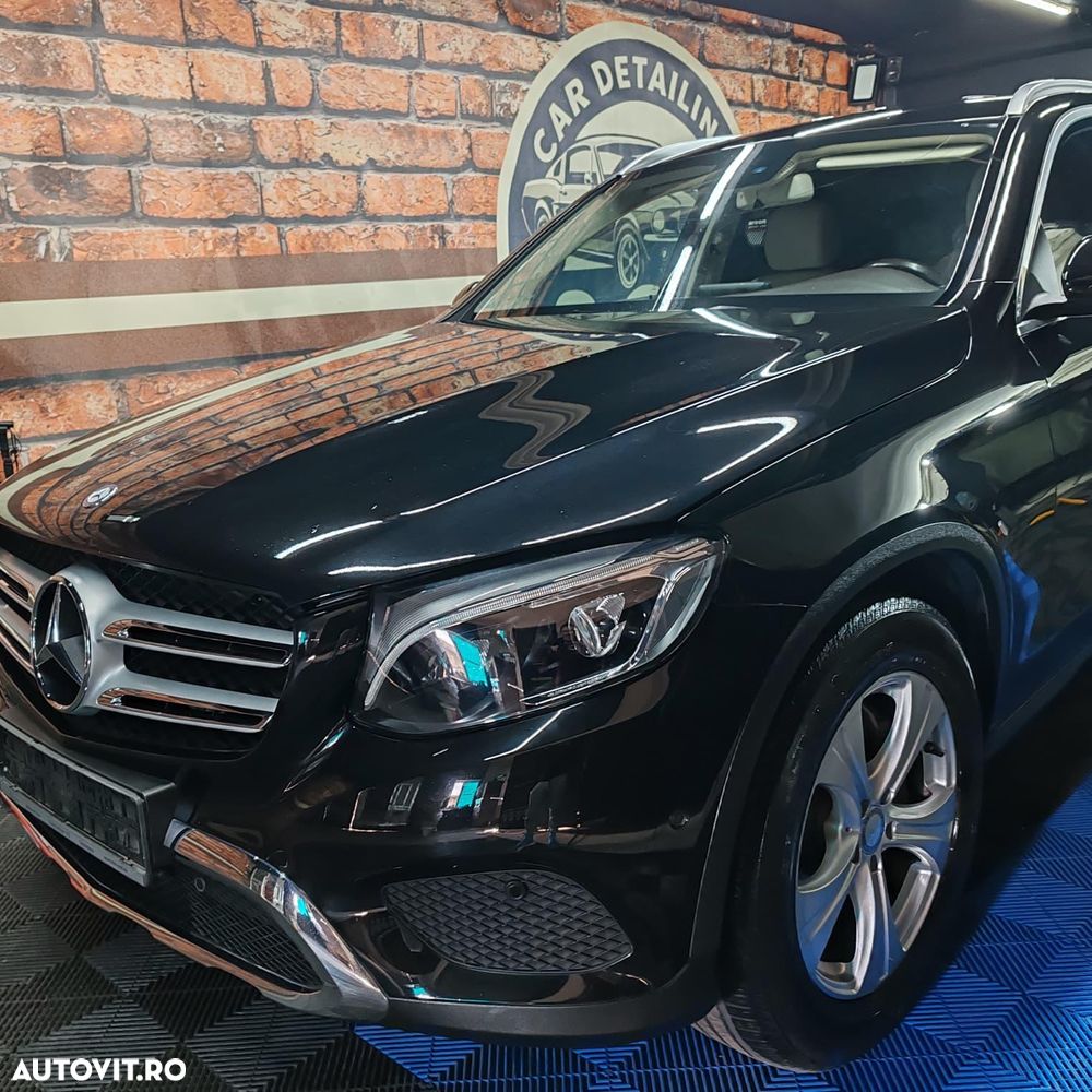 Mercedes-Benz GLC 220 d 4MATIC 9G-TRONIC Exclusive - 3
