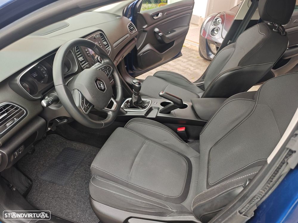 Renault Mégane 1.5 Blue dCi Zen - 9