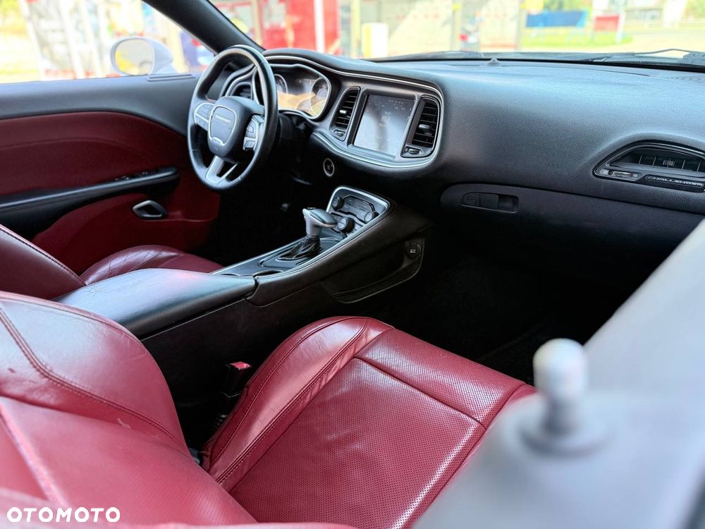 Dodge Challenger Automatik SXT Plus - 3