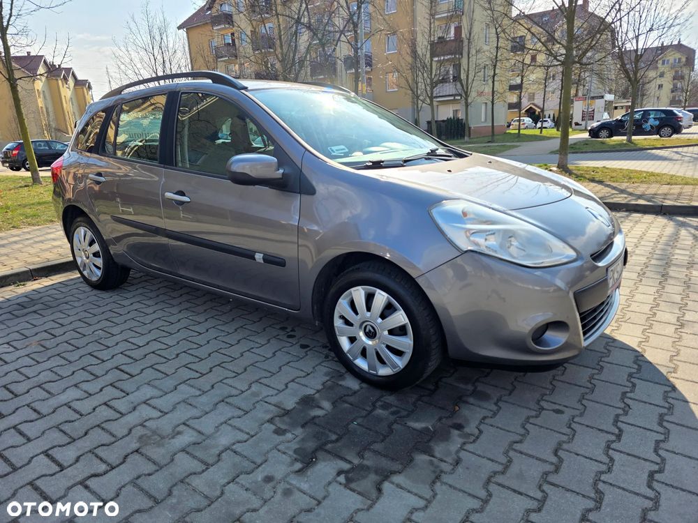 Renault Clio - 14
