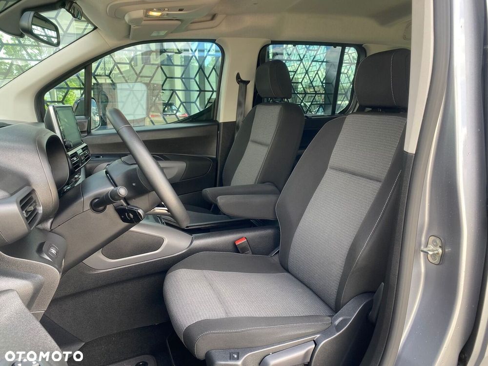 Toyota Proace City Verso Long 1.5 D-4D Family - 6