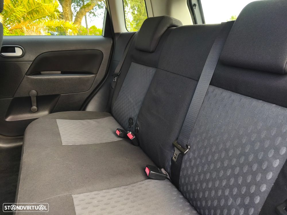 Ford Fiesta 1.25 Trend - 2