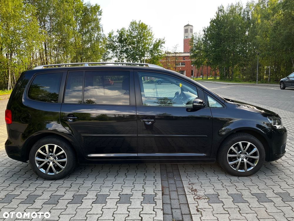 Volkswagen Touran 1.6 TDI DPF BlueMotion Technology Comfortline - 4