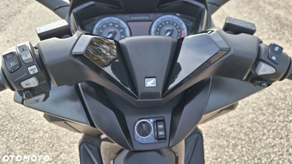 Honda NSS - 25