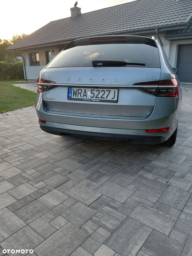 Skoda Superb 2.0 TSI Ambition DSG - 6
