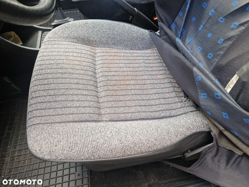 Volkswagen Golf - 21