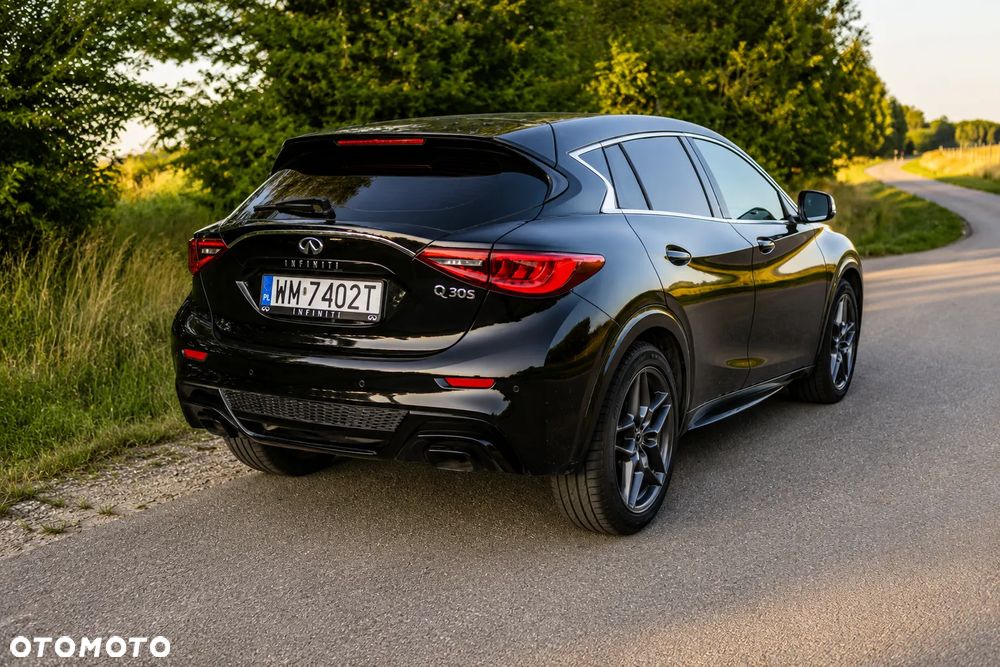 Infiniti Q30 1.5d Premium - 7