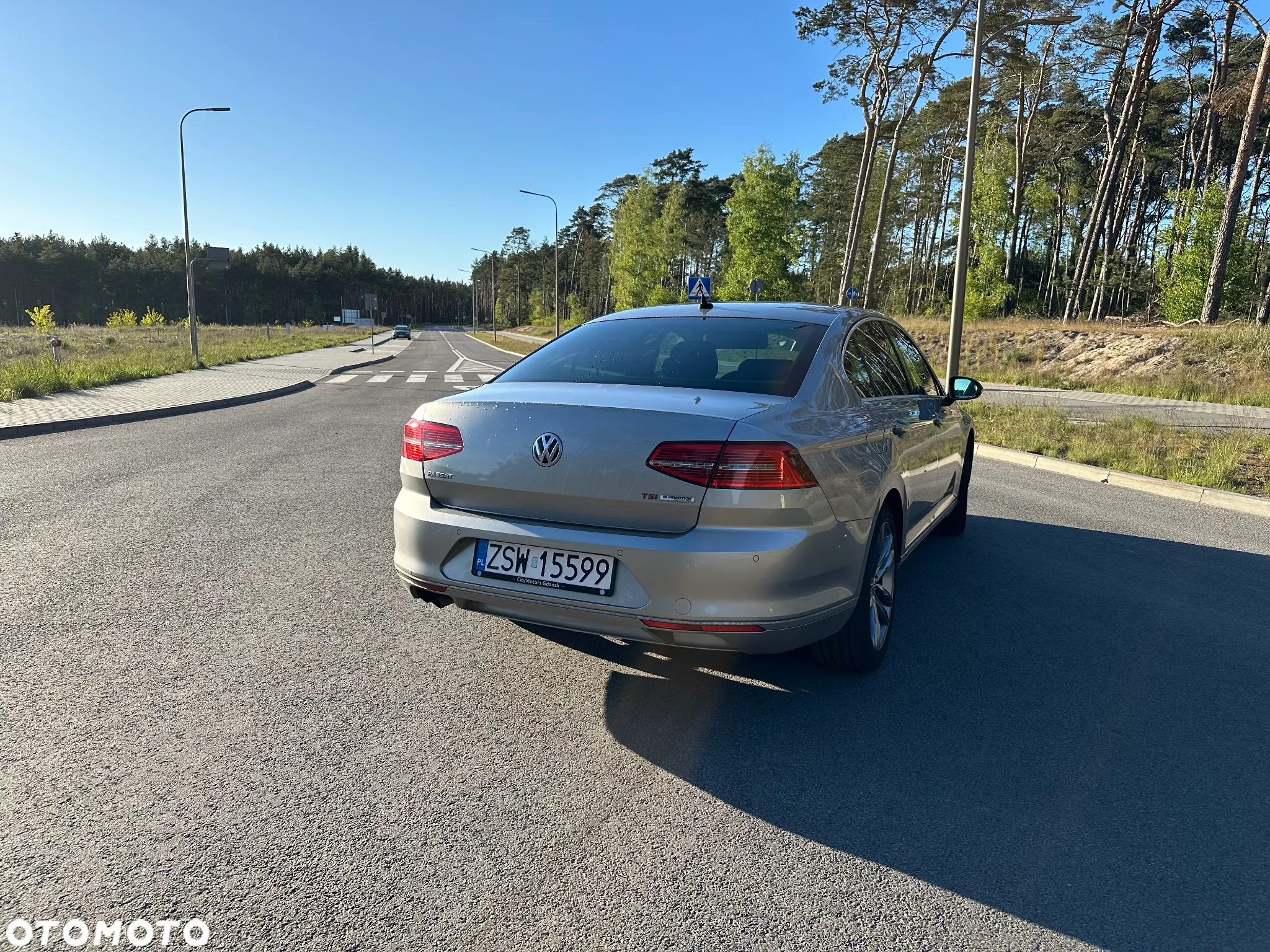 Volkswagen Passat 1.8 TSI BMT Highline DSG - 4