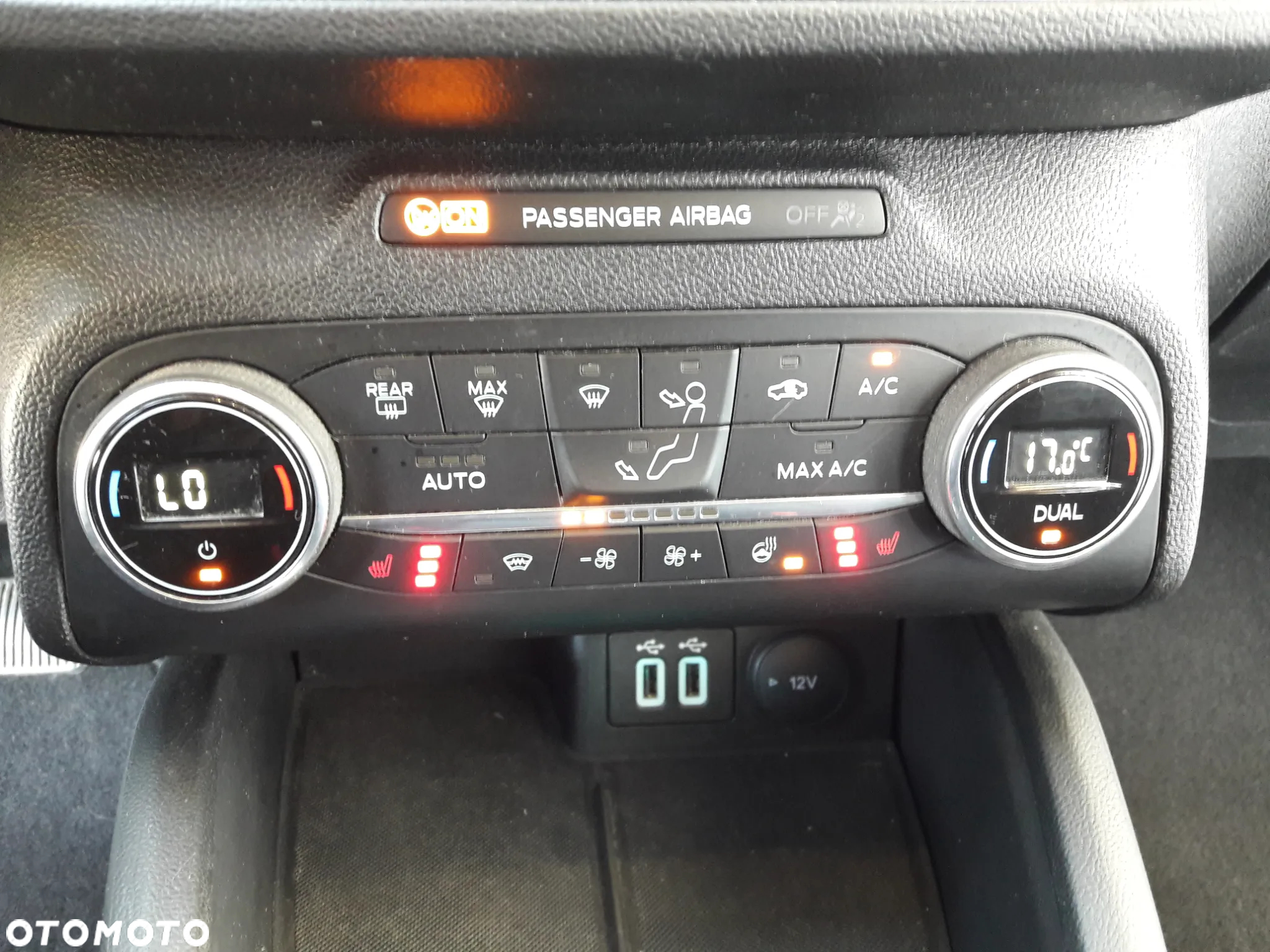 Ford Focus Turnier 1.5 EcoBlue Start-Stopp-System ACTIVE X - 27