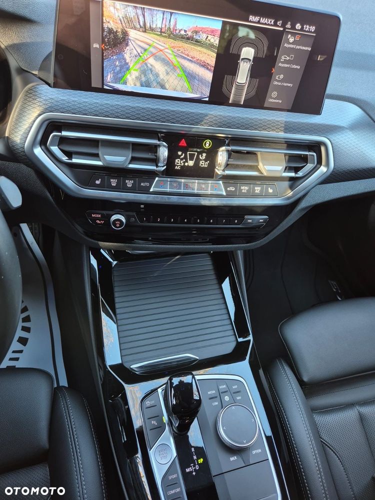 BMW X3 xDrive20d sport - 3